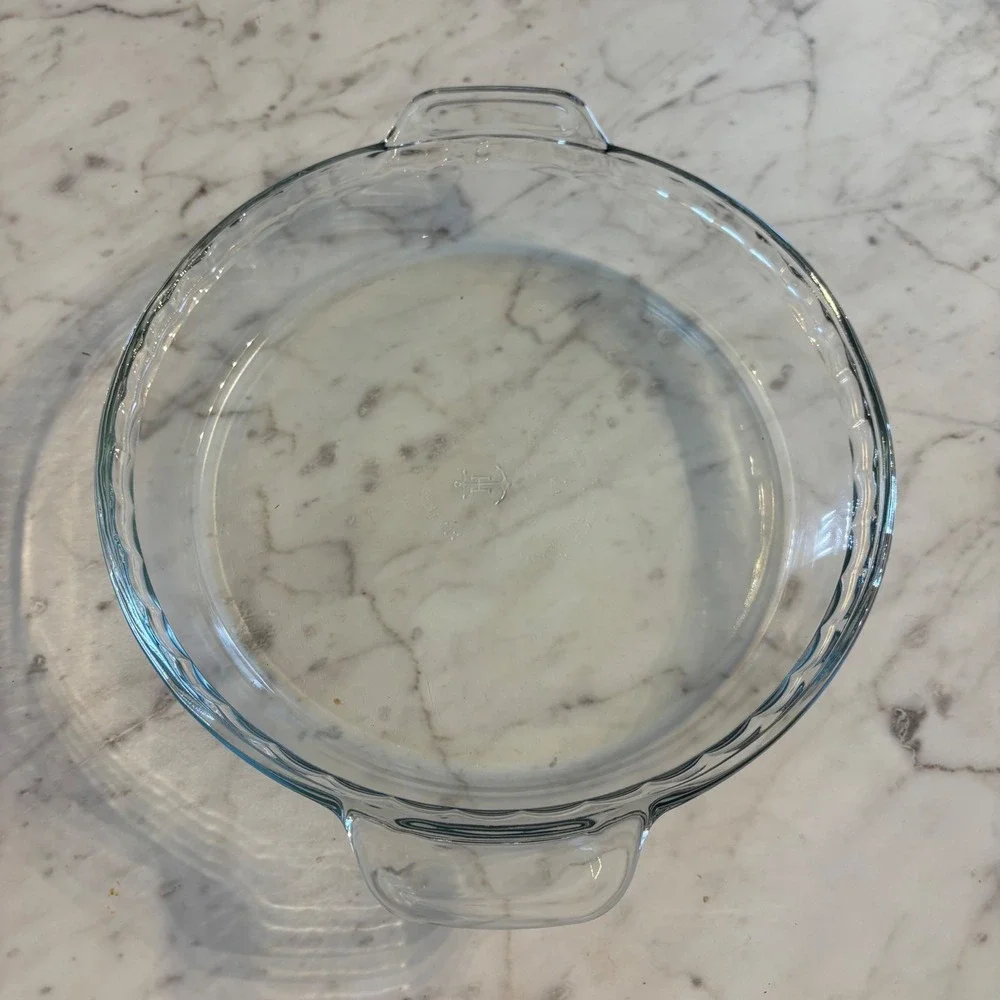Anchor Hocking Fire King Clear Glass Pie Dish 9.5 Inch Round Baker with Handles